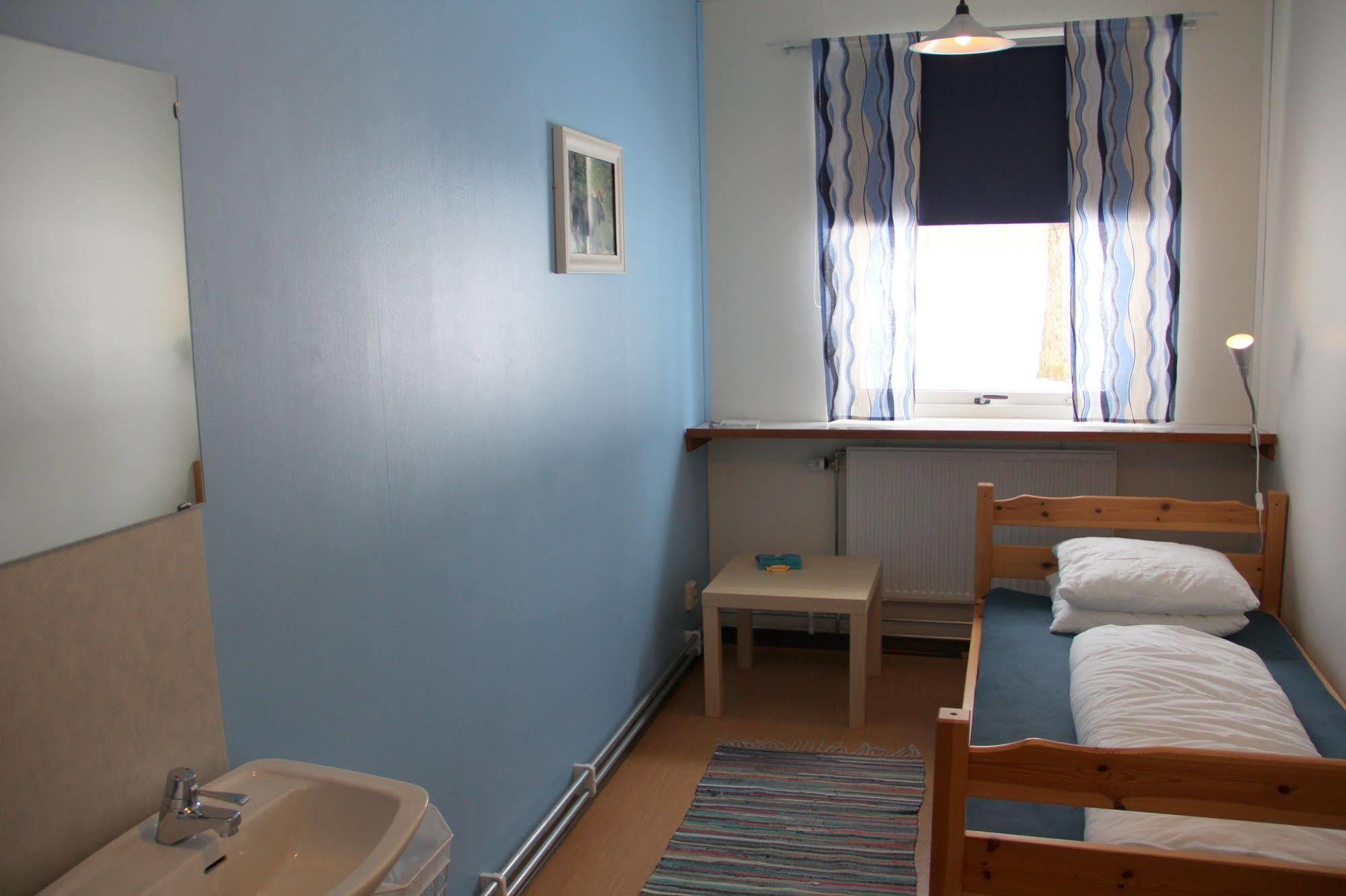 Haellefors Vandrarhem-Hostel & Kanotcenter Eksteriør bilde